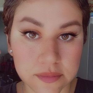 Meet your Posher, Rocio